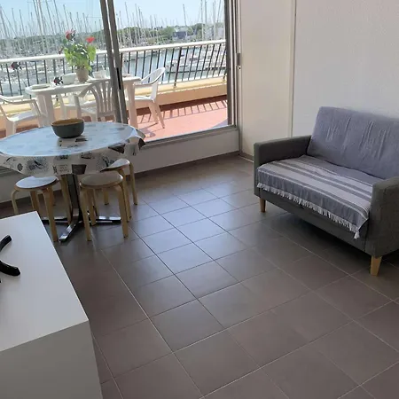 Port Camargue : T3 Refait, 100m Plage, Piscine Privee, Parking, Pour 4 Pers. - Fr-1-731-70 شقة