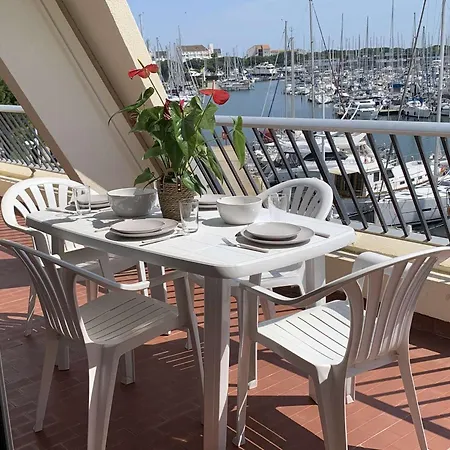 Port Camargue : T3 Refait, 100m Plage, Piscine Privee, Parking, Pour 4 Pers. - Fr-1-731-70 شقة