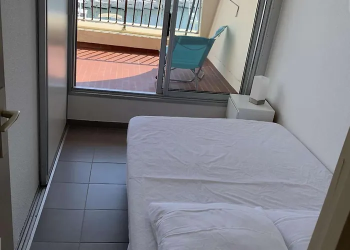 Port Camargue : T3 Refait, 100m Plage, Piscine Privee, Parking, Pour 4 Pers. - Fr-1-731-70 Апартаменты