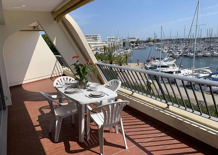 Port Camargue : T3 Refait, 100m Plage, Piscine Privee, Parking, Pour 4 Pers. - Fr-1-731-70 Ле-Гро-дю-Руа