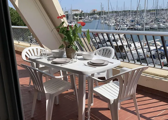 Port Camargue : T3 Refait, 100m Plage, Piscine Privee, Parking, Pour 4 Pers. - Fr-1-731-70 Апартаменты